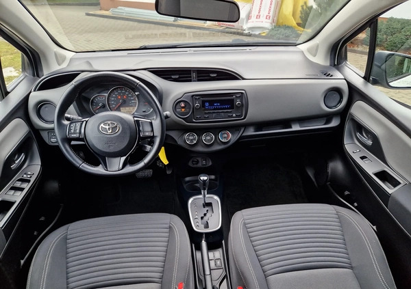 Toyota Yaris cena 54900 przebieg: 37000, rok produkcji 2016 z Łęknica małe 436